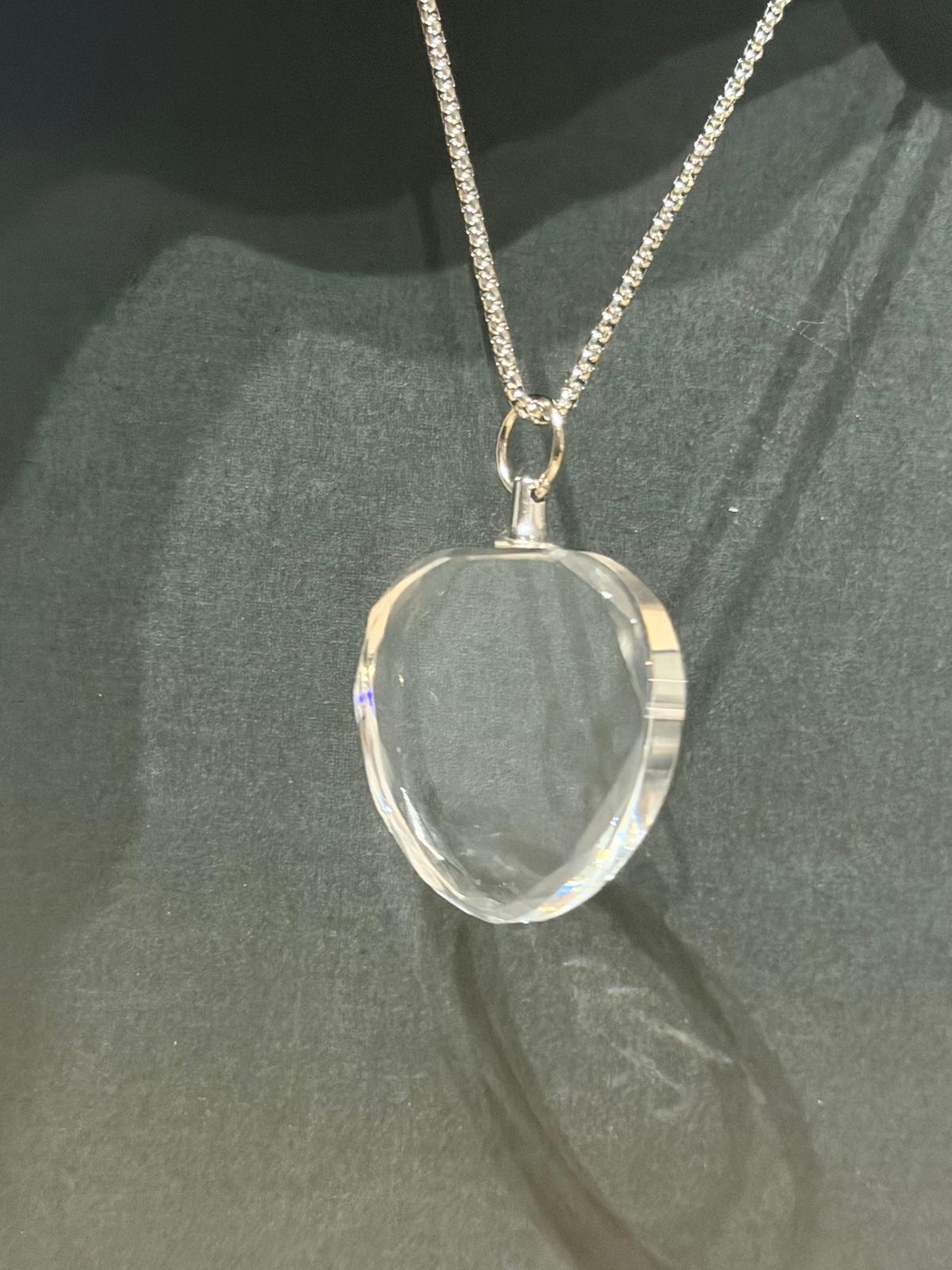 Personalized 3d Crystal Pendant